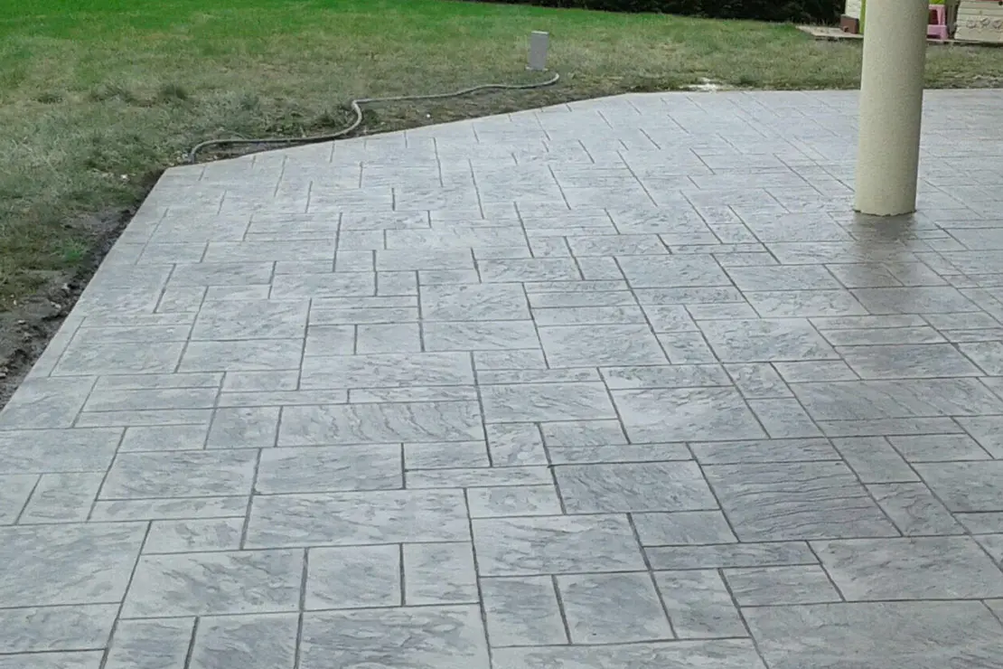 Béton imprimé appliqué au sol extérieur Béton imprimé appliqué au sol extérieur